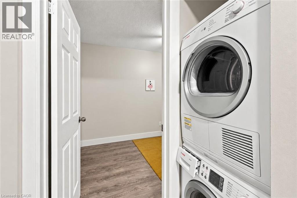 26 Renfrew Street E, Caledonia, Ontario  N3W 1E8 - Photo 32 - 40864649