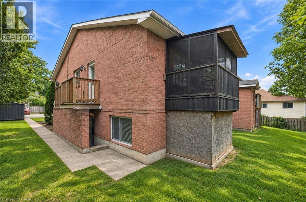 26 Renfrew Street E, Caledonia, Ontario  N3W 1E8 - Photo 41 - 40864649