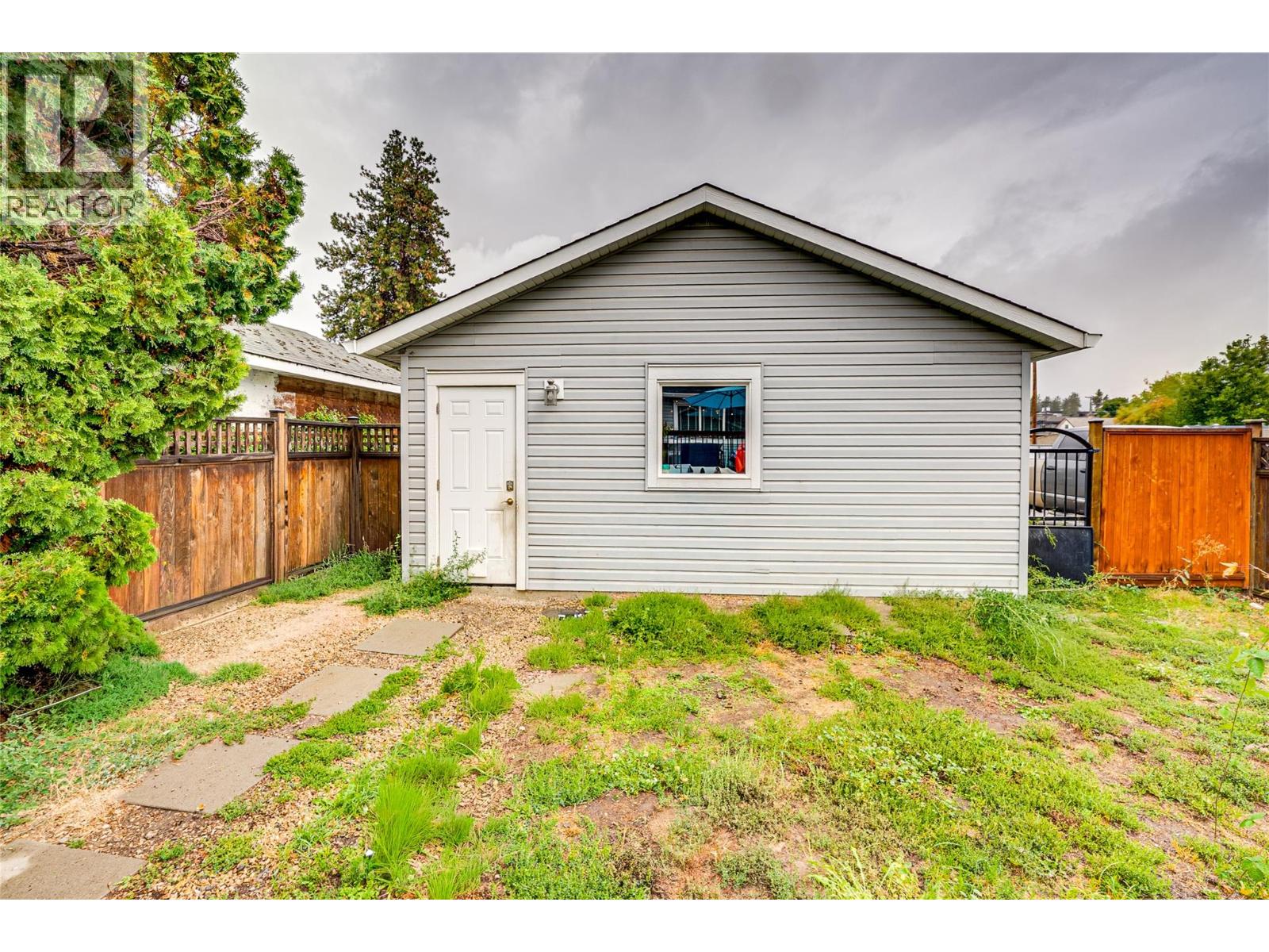 4607c 20 Street, Vernon, British Columbia  V1T 4E6 - Photo 37 - 10401196