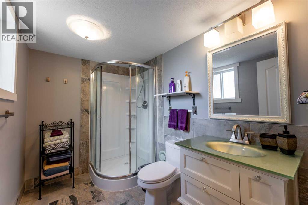 157 Rispler Way, Hinton, Alberta  T7V 1L7 - Photo 29 - A2346481