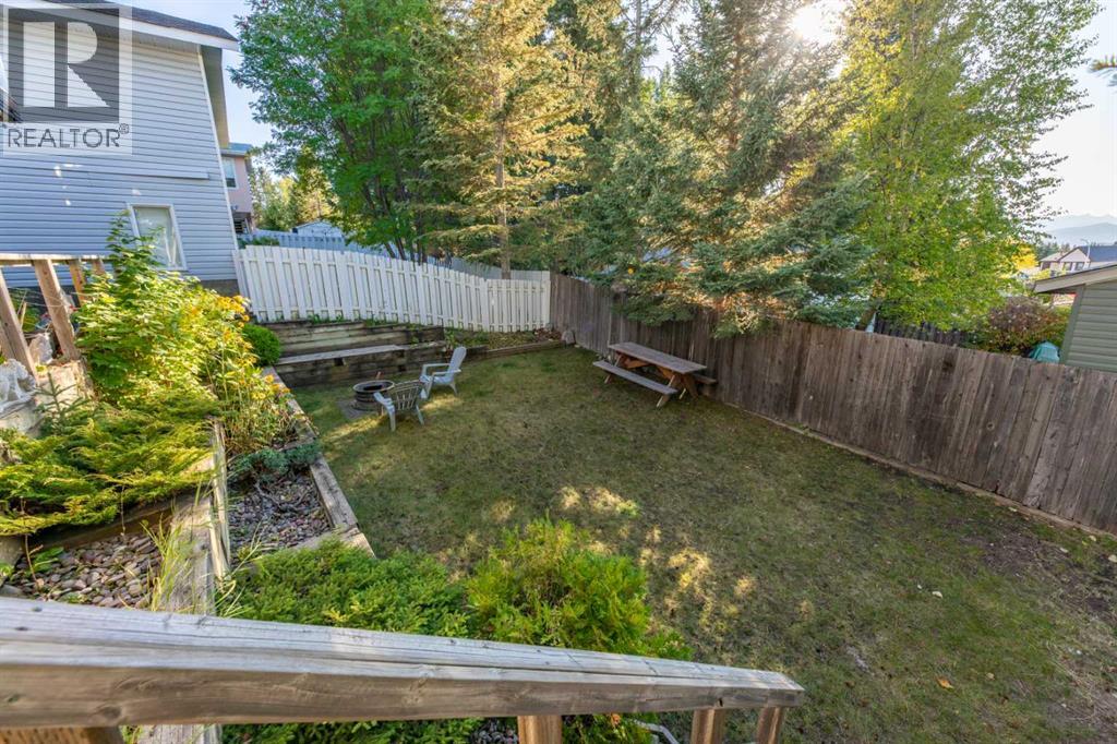 157 Rispler Way, Hinton, Alberta  T7V 1L7 - Photo 38 - A2346481
