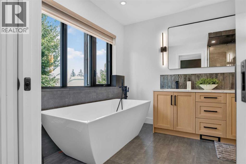 8285 Edgebrook Drive Nw, Calgary, Alberta T3A 4R8 - Photo 32 - A2346317