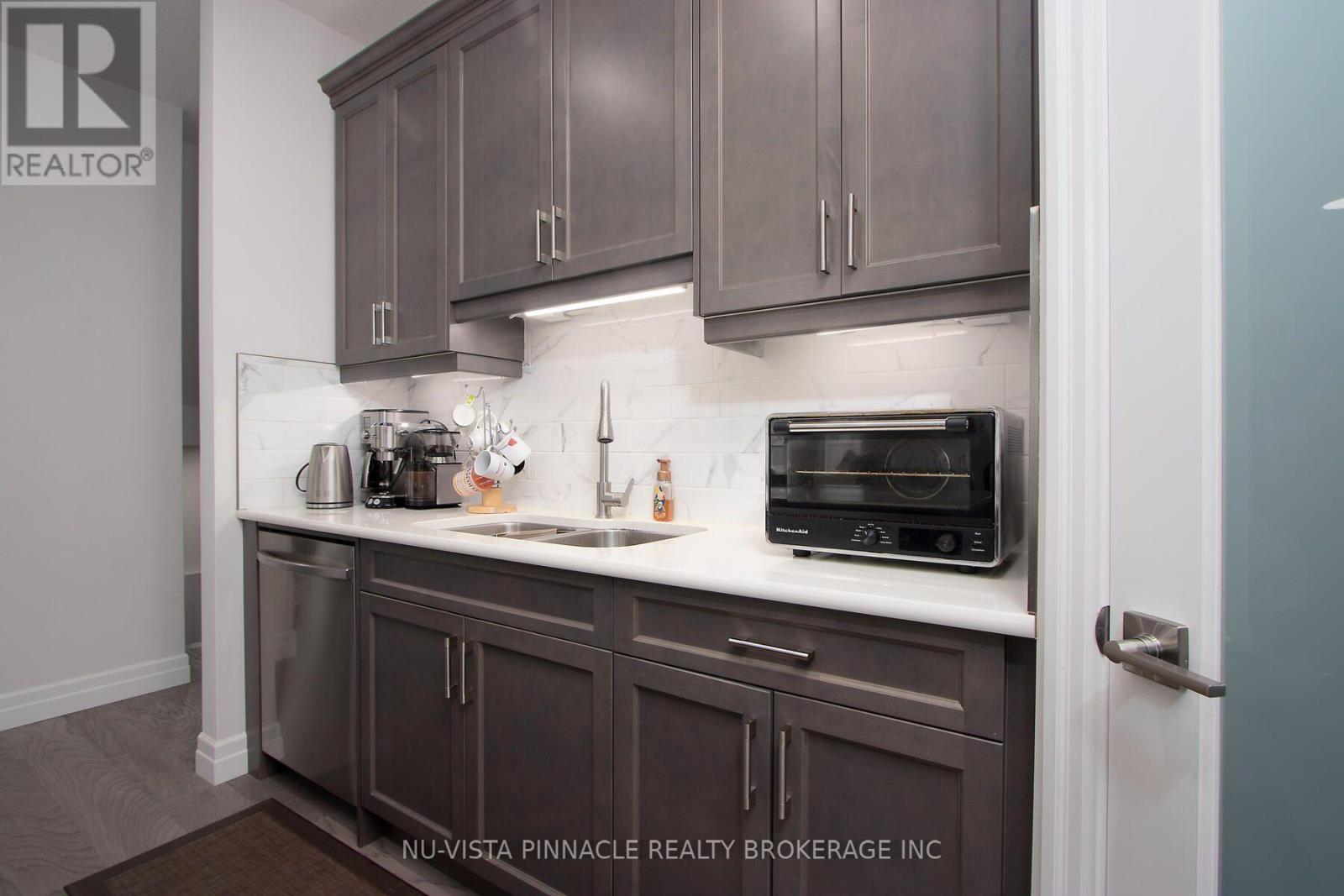 2192 Saddlerock Avenue, London North, Ontario  N6G 3W3 - Photo 11 - X13805138
