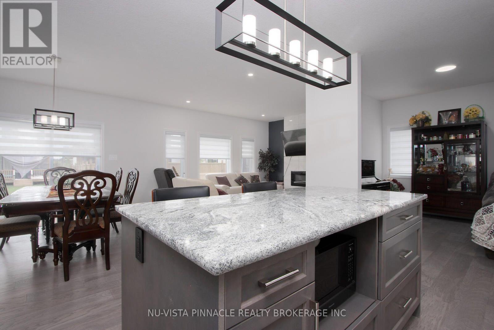 2192 Saddlerock Avenue, London North, Ontario  N6G 3W3 - Photo 12 - X13805138