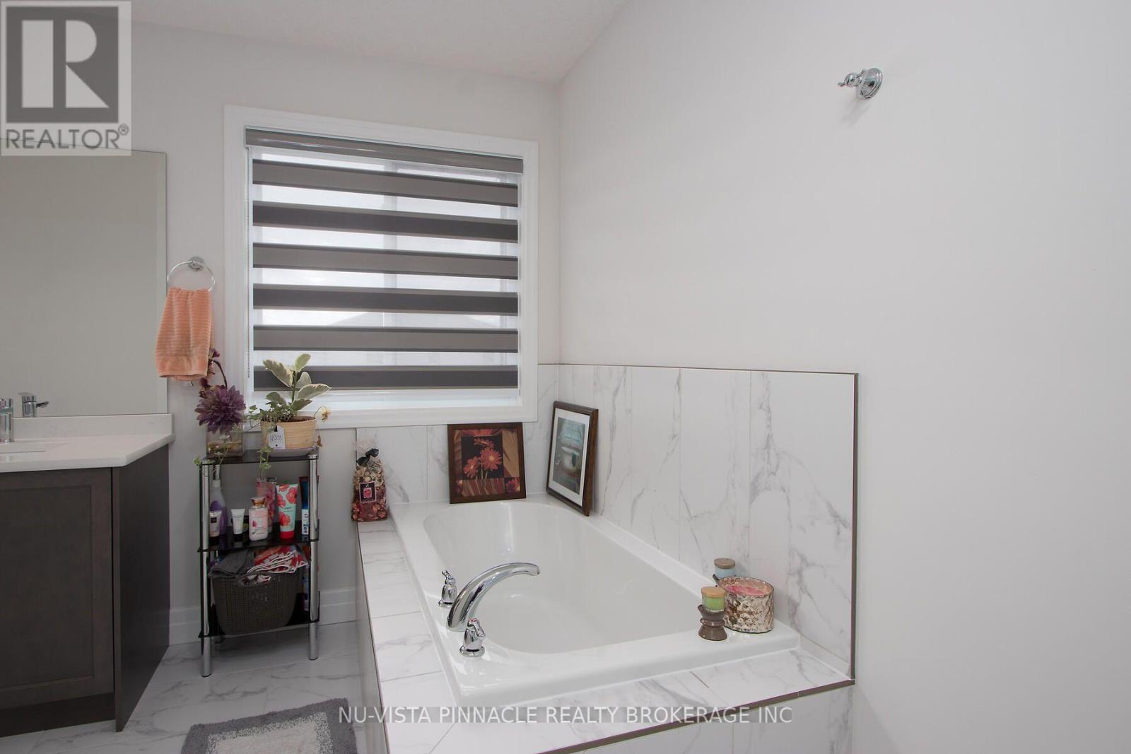 2192 Saddlerock Avenue, London North, Ontario  N6G 3W3 - Photo 26 - X13805138