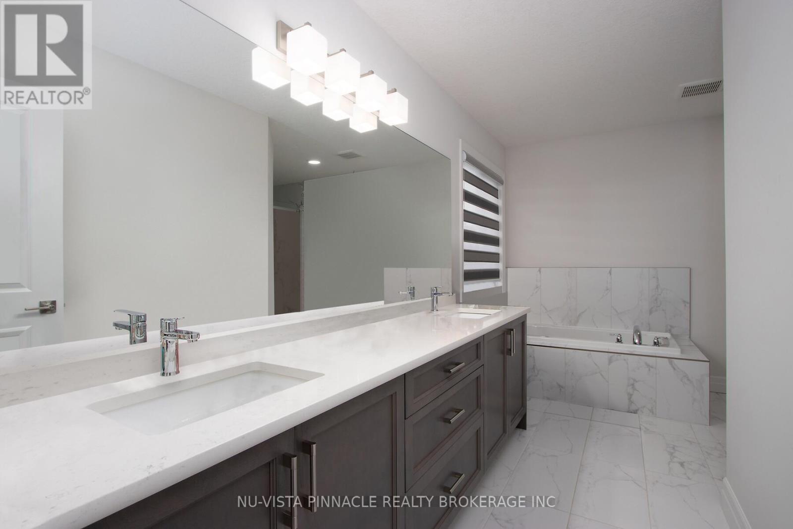 2192 Saddlerock Avenue, London North, Ontario  N6G 3W3 - Photo 27 - X13805138