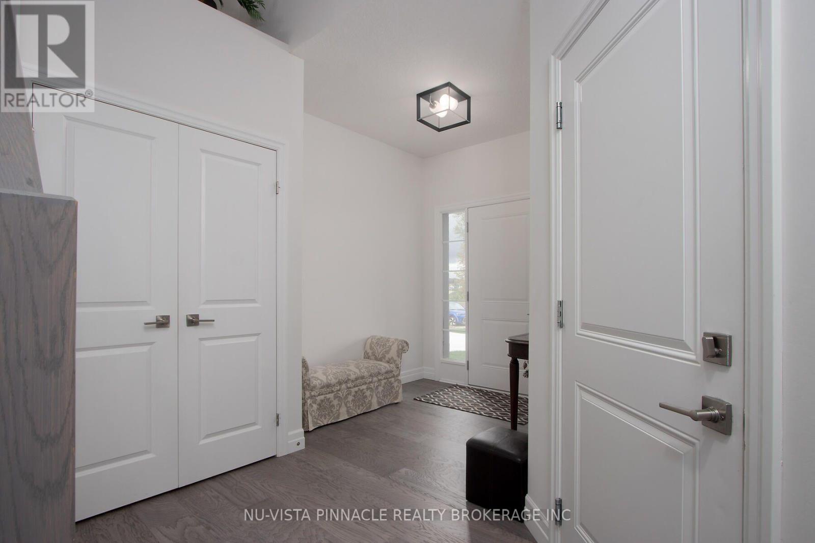 2192 Saddlerock Avenue, London North, Ontario  N6G 3W3 - Photo 4 - X13805138