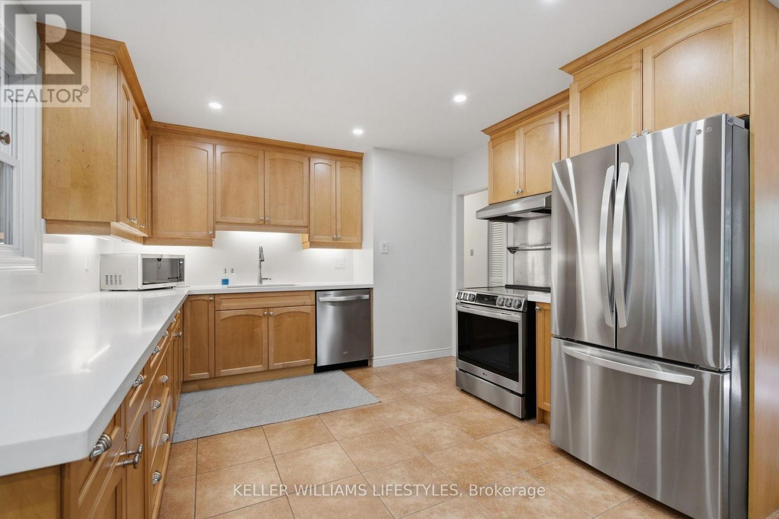 1 Queen Anne Circle, London North, Ontario N6H 4B6 - Photo 17 - X13805144