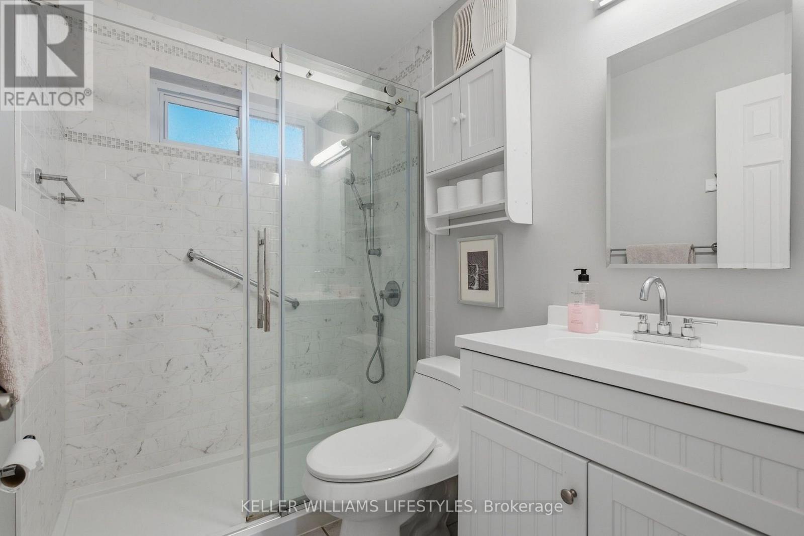 1 Queen Anne Circle, London North, Ontario N6H 4B6 - Photo 33 - X13805144