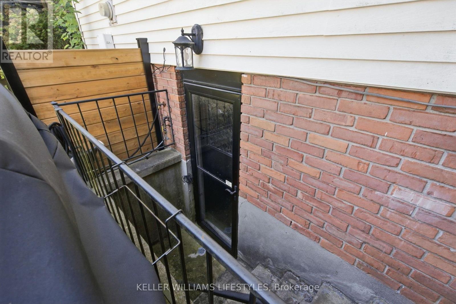 1 Queen Anne Circle, London North, Ontario N6H 4B6 - Photo 40 - X13805144