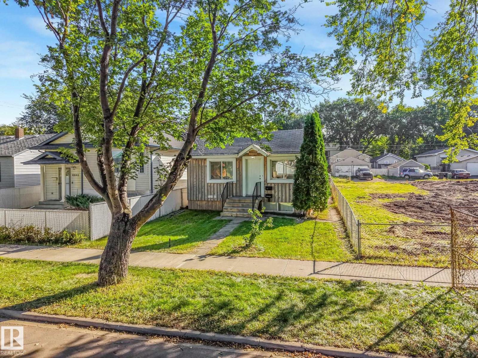 11841 71 St Nw, Edmonton, Alberta  T5B 1W4 - Photo 2 - E4509489