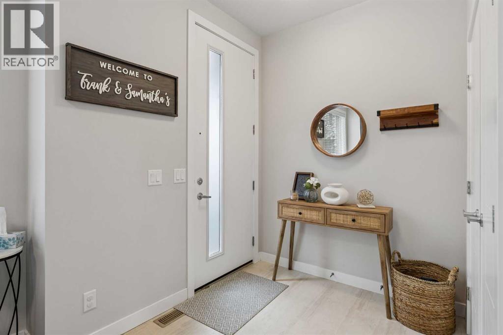 704 Redstone Crescent Ne, Calgary, Alberta  T3N 1M3 - Photo 4 - A2345602
