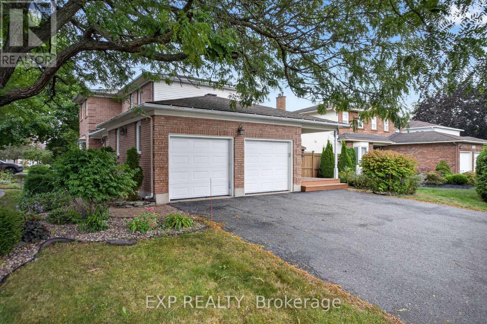 1531 Michaelsem Street, Ottawa, Ontario  K1C 4T6 - Photo 3 - X13805124