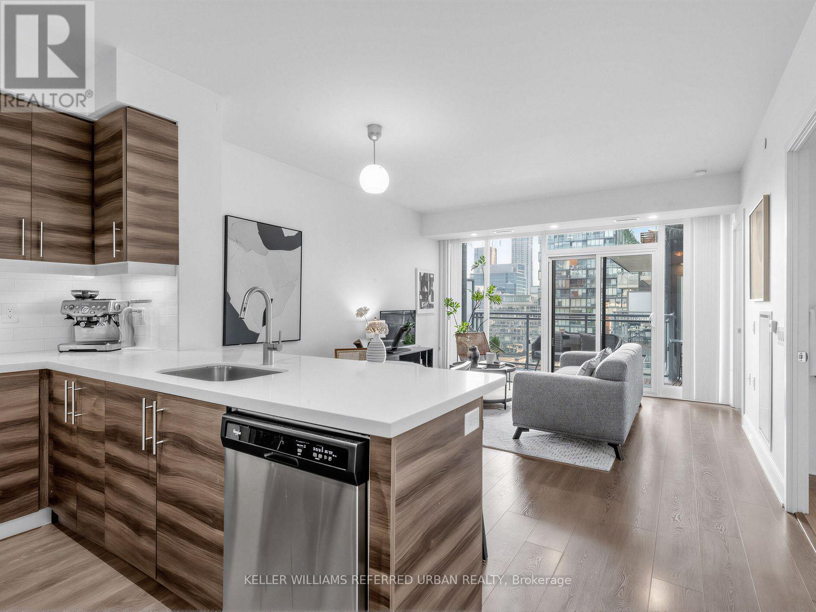 919 - 525 Adelaide Street W, Toronto, Ontario  M5V 0N7 - Photo 5 - C13805126