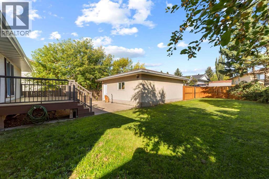 6218 34A Avenue