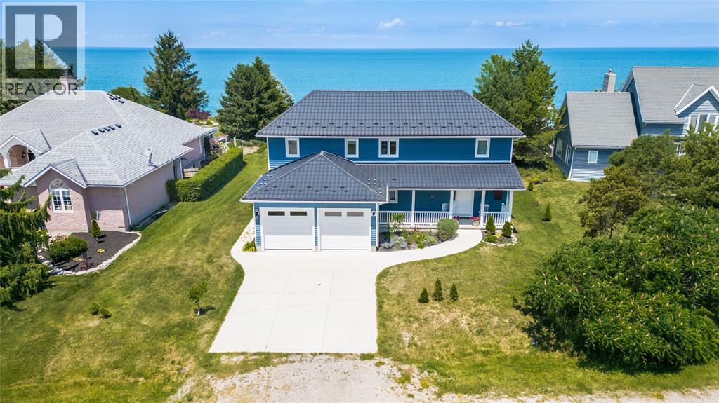 4356 LAMBTON LANE Plympton-Wyoming Ontario Canada N0N1J7 2