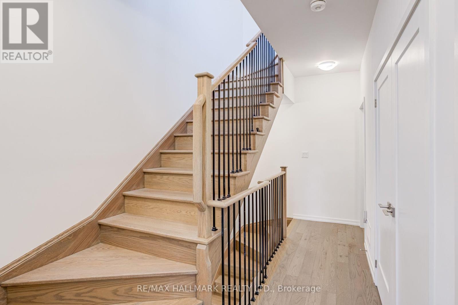 11 - 26 Lytham Green Circle, Newmarket, Ontario  L3Y 0H5 - Photo 24 - N13805146