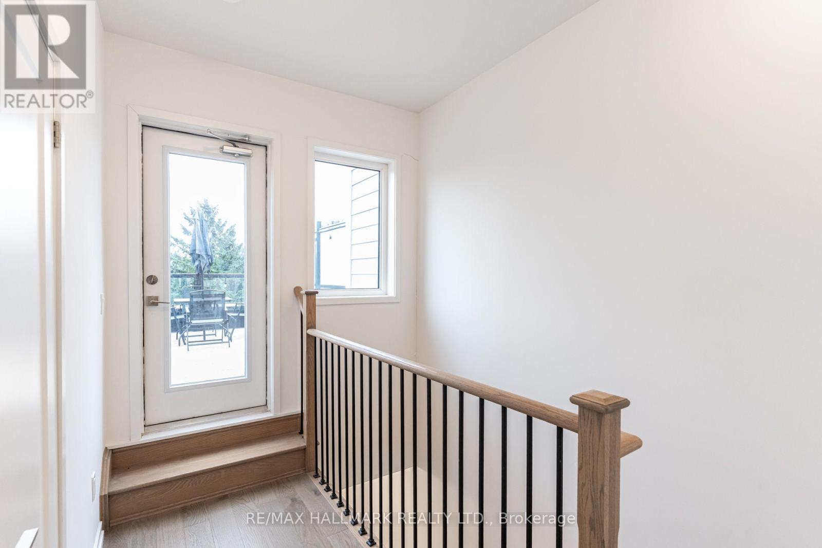 11 - 26 Lytham Green Circle, Newmarket, Ontario  L3Y 0H5 - Photo 34 - N13805146