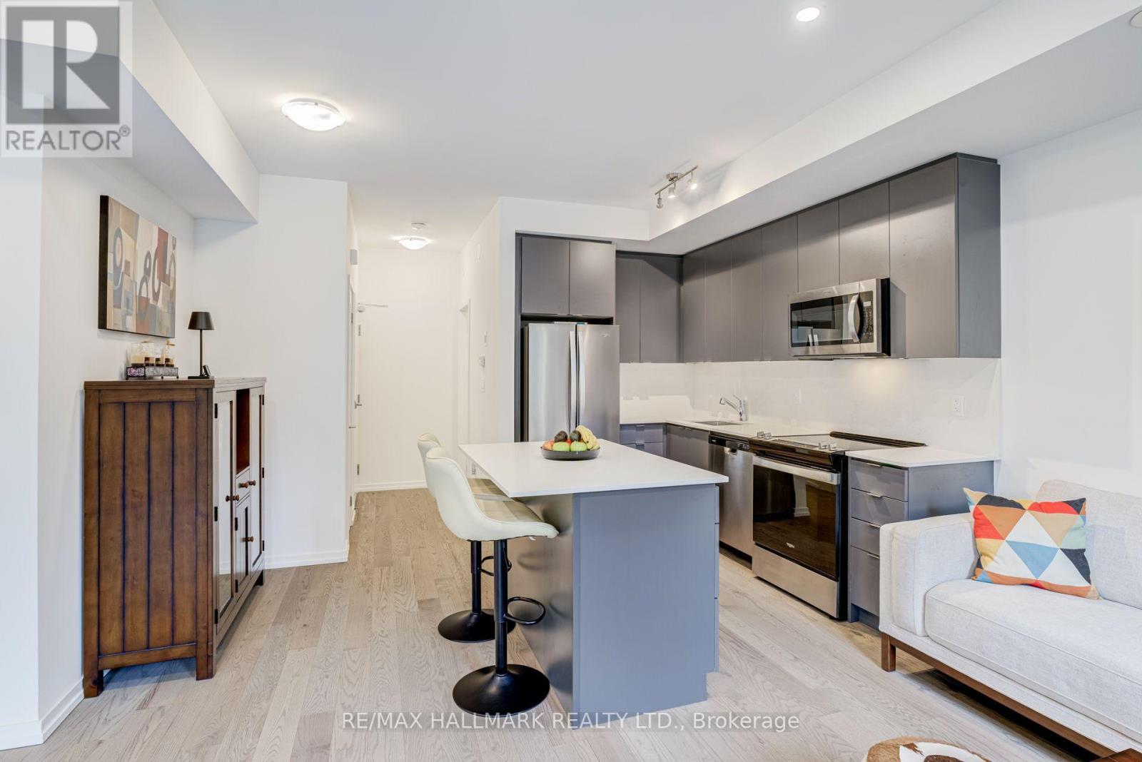 11 - 26 Lytham Green Circle, Newmarket, Ontario  L3Y 0H5 - Photo 6 - N13805146