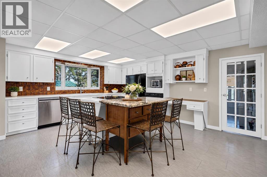 242005 209 Street W