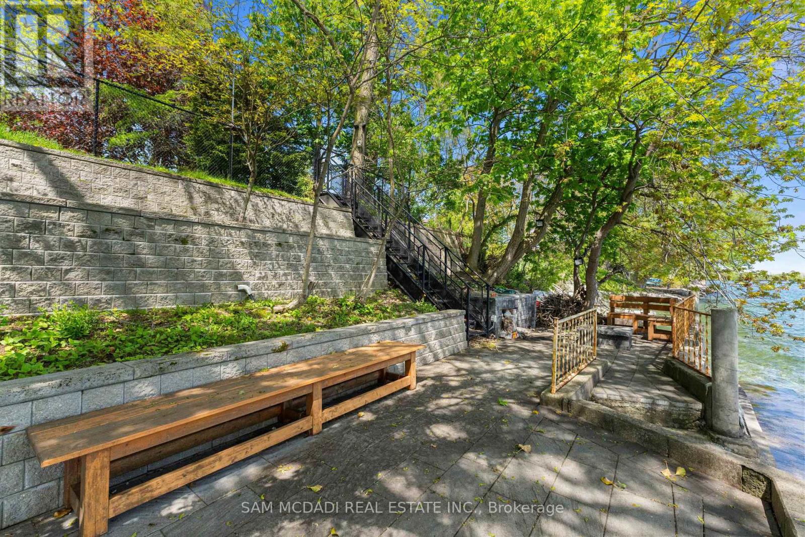 67 Lake Promenade, Toronto, Ontario  M8W 1A2 - Photo 47 - W13803302