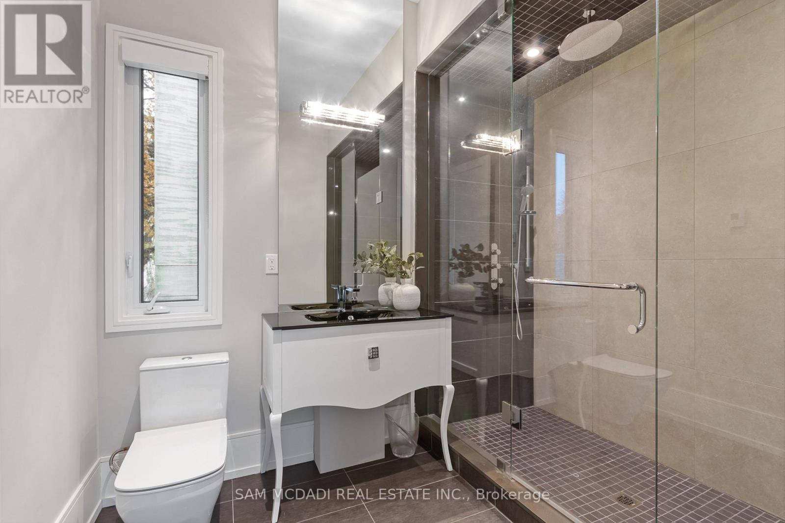 67 Lake Promenade, Toronto, Ontario  M8W 1A2 - Photo 28 - W13803302