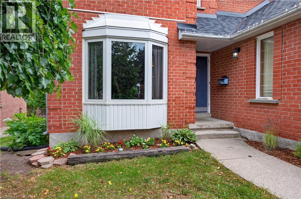 3222 Wentworth Street, Burlington, Ontario  L7M 2N4 - Photo 3 - 40861868