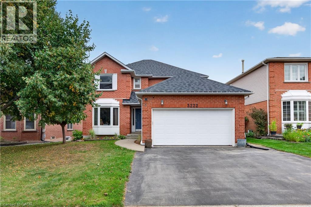 3222 WENTWORTH Street, Burlington, Ontario