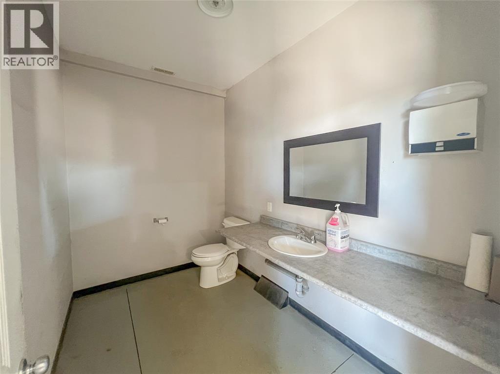 521 Gladwish Drive Unit# B, Sarnia, Ontario  N7T 7H3 - Photo 19 - 26023003
