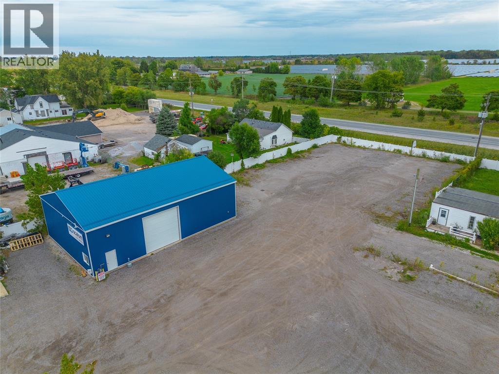 521 Gladwish Drive Unit# B, Sarnia, Ontario  N7T 7H3 - Photo 5 - 26023003