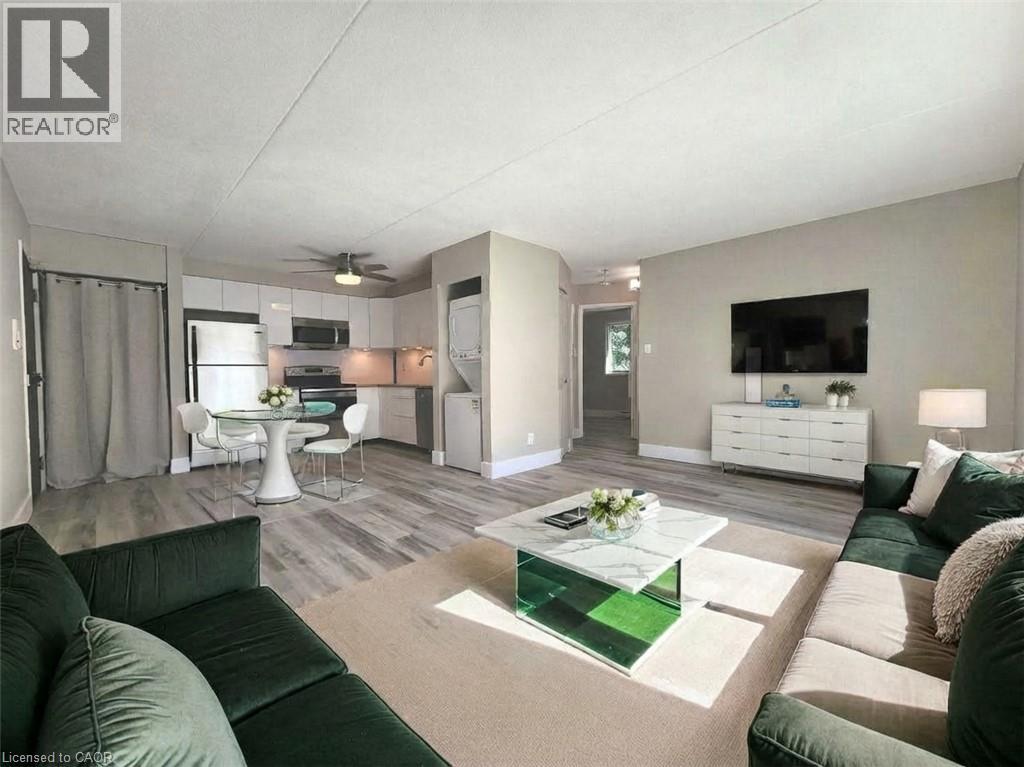 329 Northlake Drive Unit# 6, Waterloo, Ontario  N2V 1Z1 - Photo 3 - 40862012