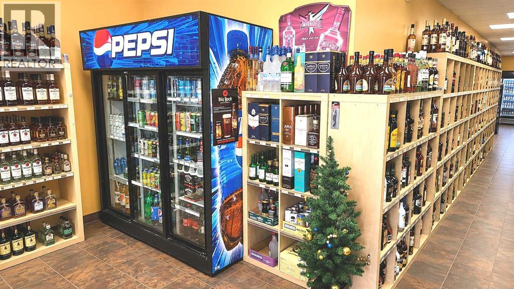 Retail and Wholesale Business Rental photo 2