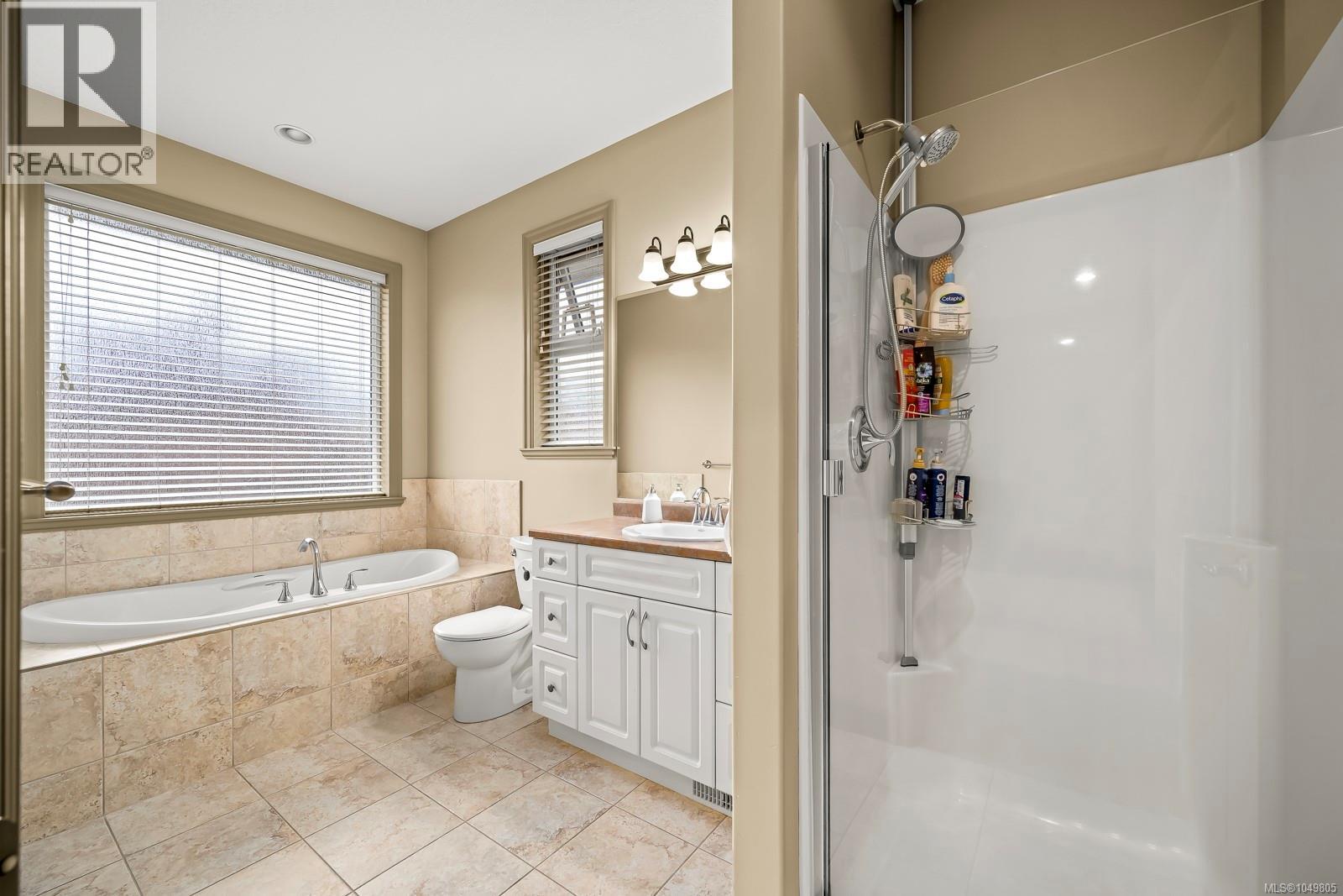 570 Spitfire Dr, Comox, British Columbia  V9M 0A1 - Photo 22 - 1049805