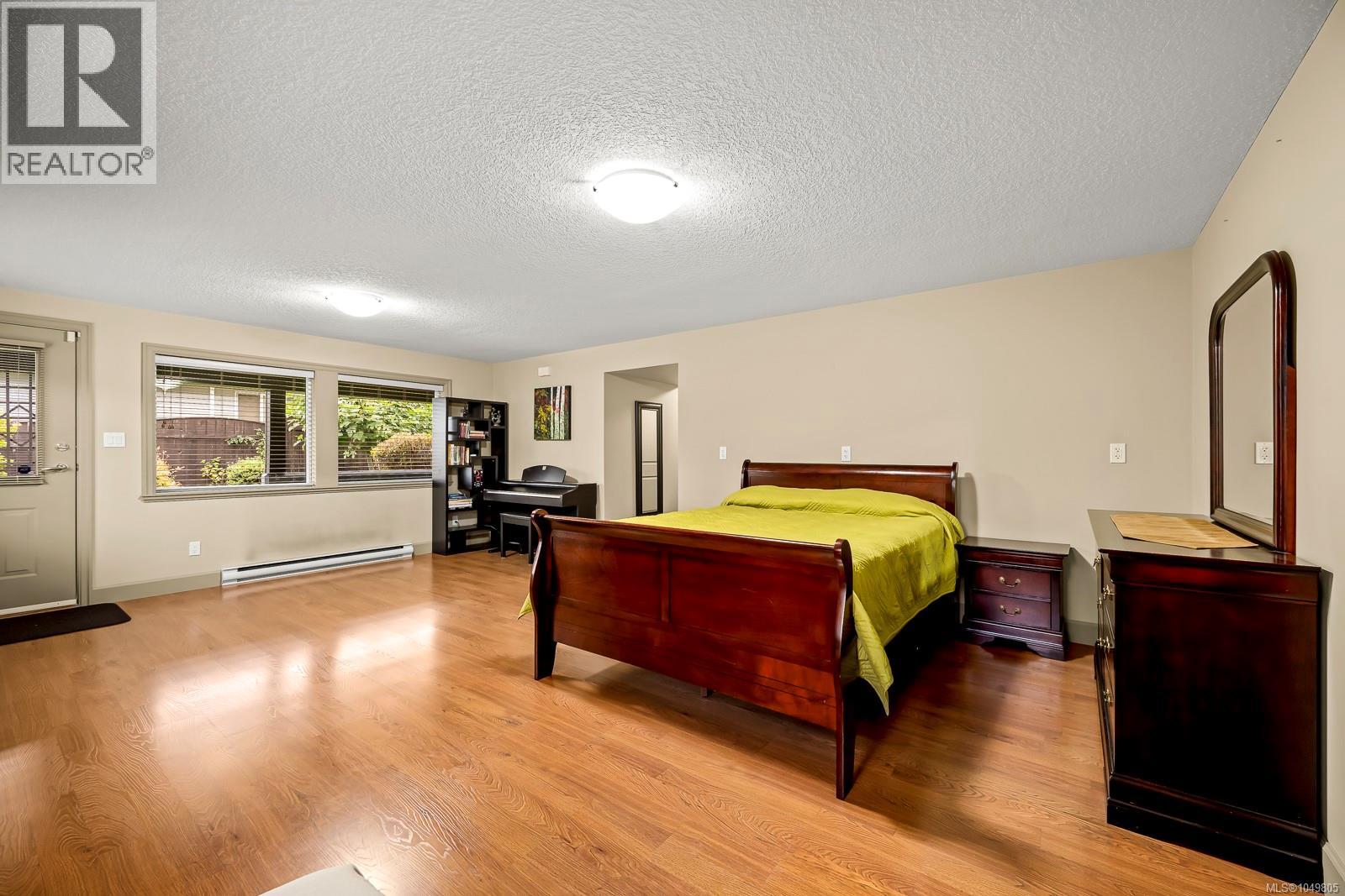 570 Spitfire Dr, Comox, British Columbia  V9M 0A1 - Photo 32 - 1049805