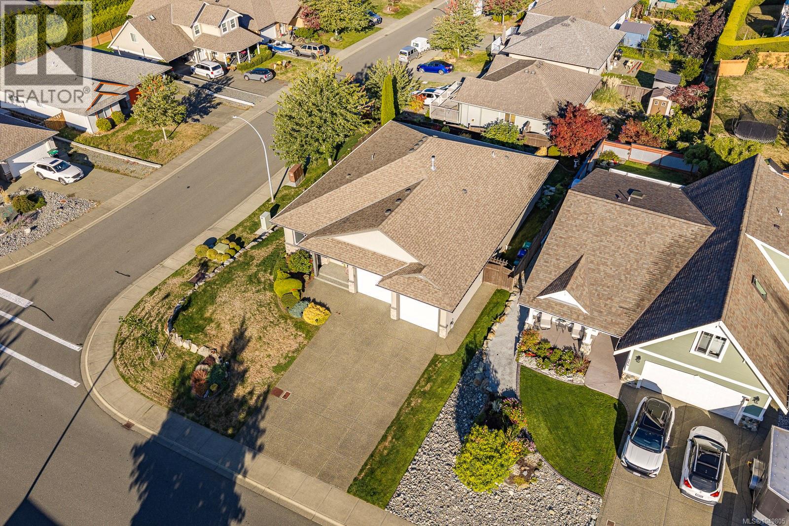 570 Spitfire Dr, Comox, British Columbia  V9M 0A1 - Photo 48 - 1049805