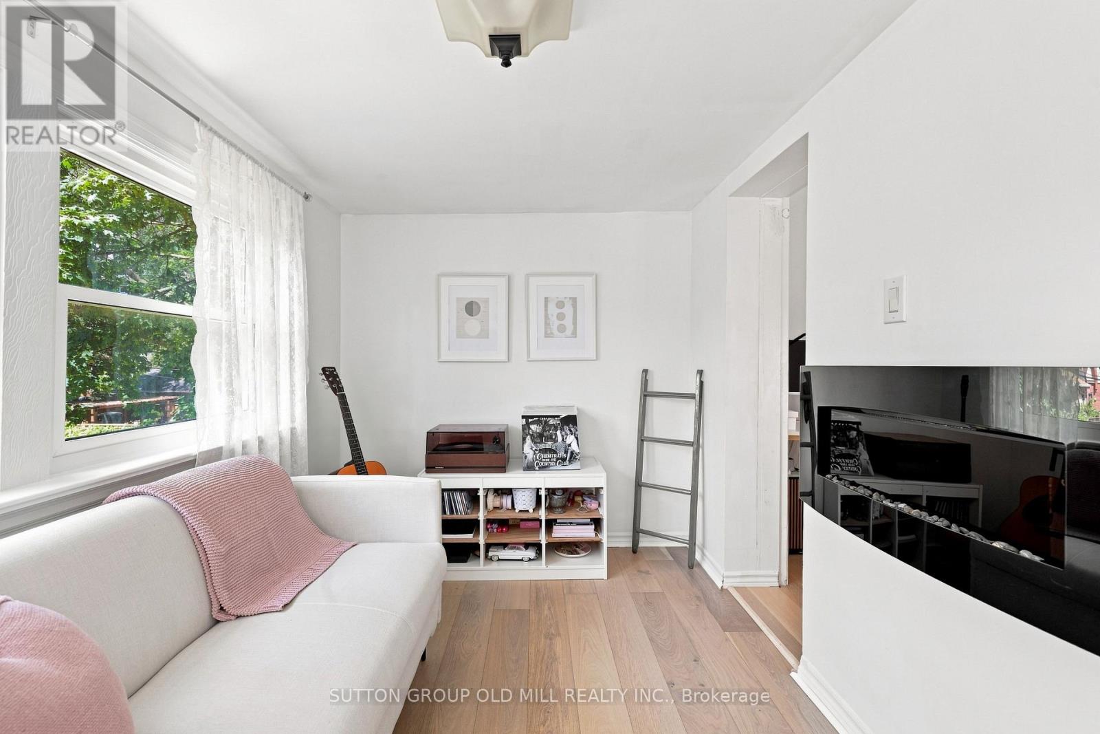 10 Queens Avenue, Toronto, Ontario  M8V 2N1 - Photo 31 - W13805184