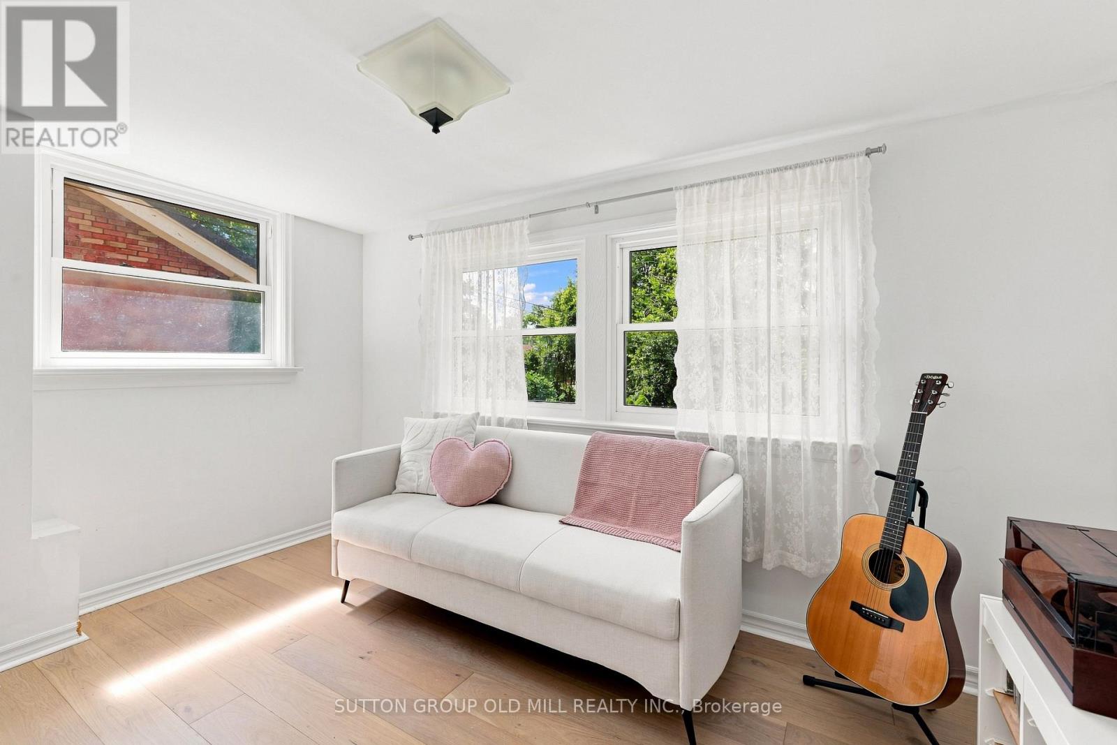 10 Queens Avenue, Toronto, Ontario  M8V 2N1 - Photo 32 - W13805184