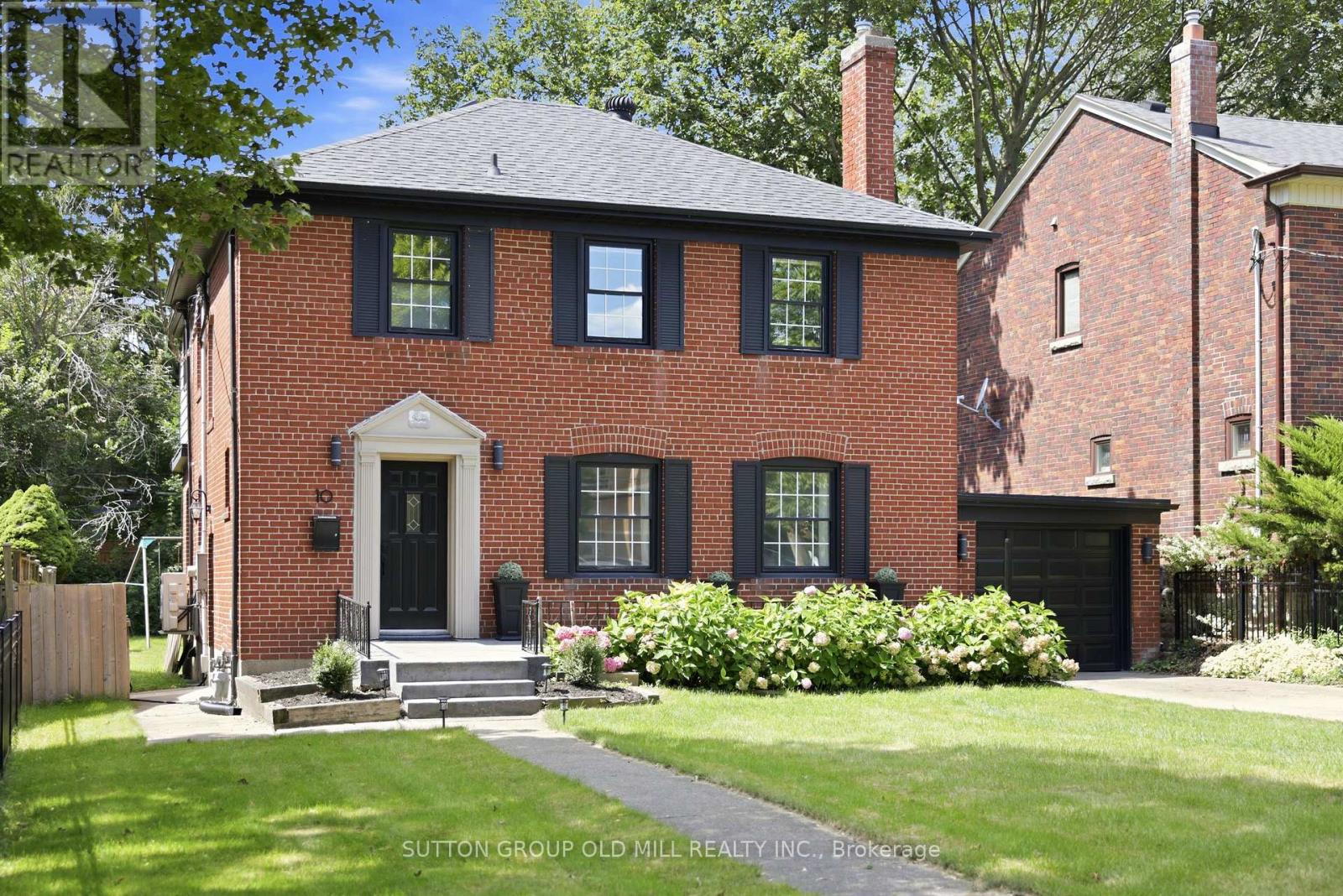 10 Queens Avenue, Toronto, Ontario  M8V 2N1 - Photo 4 - W13805184