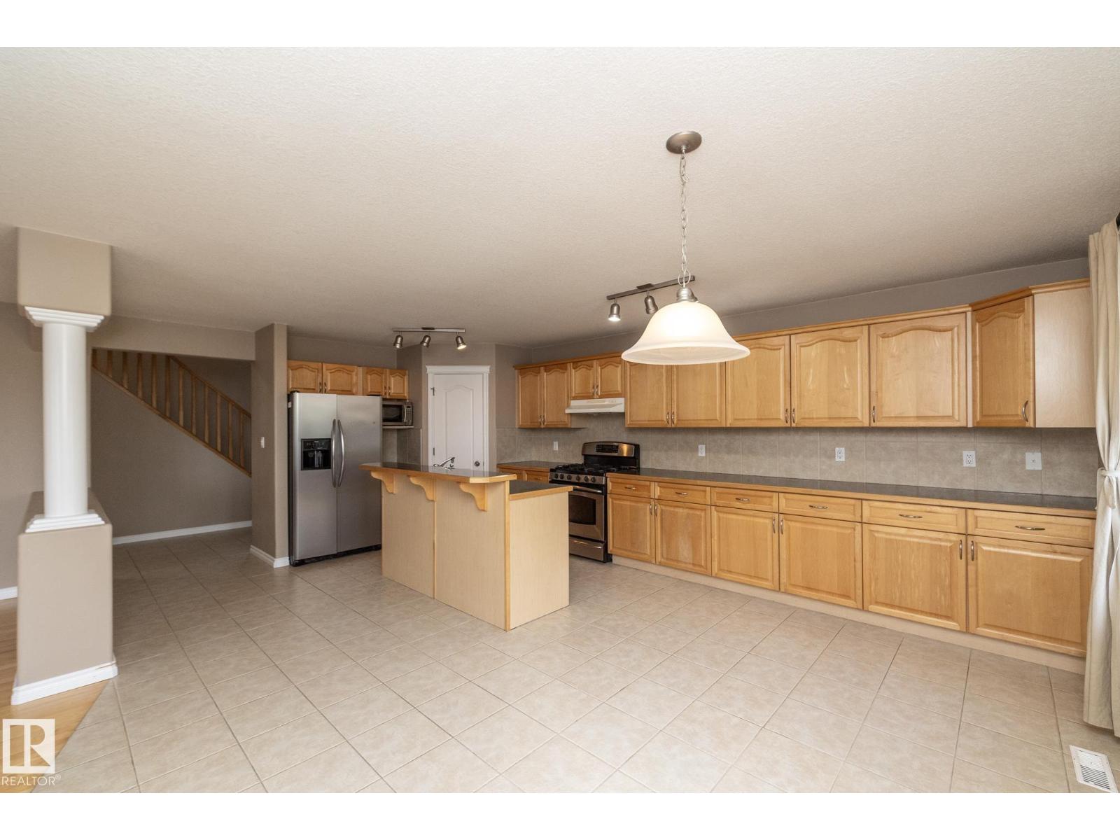 10620 183 AV NW photo 20