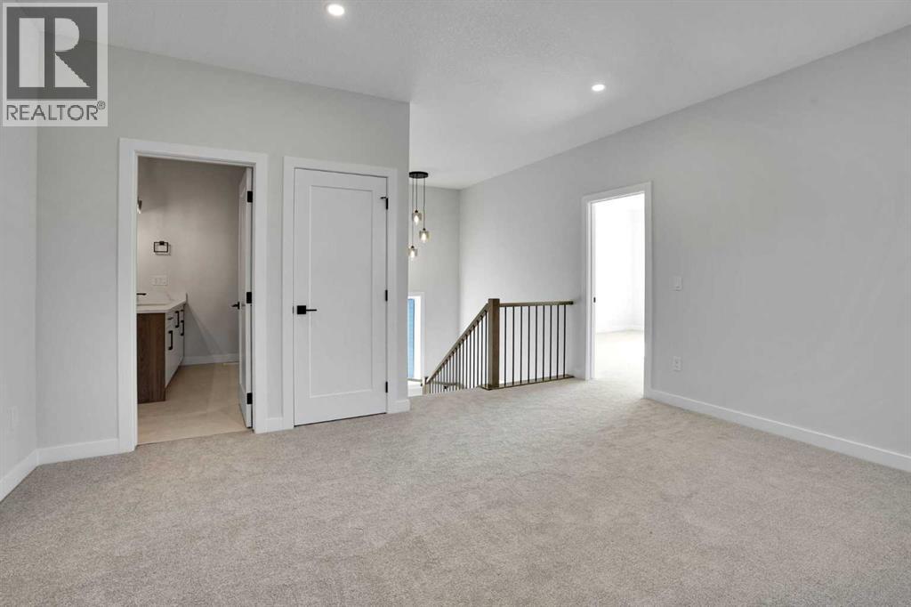 183 Heritage Court, Cochrane, Alberta  T4C 2N5 - Photo 25 - A2334122