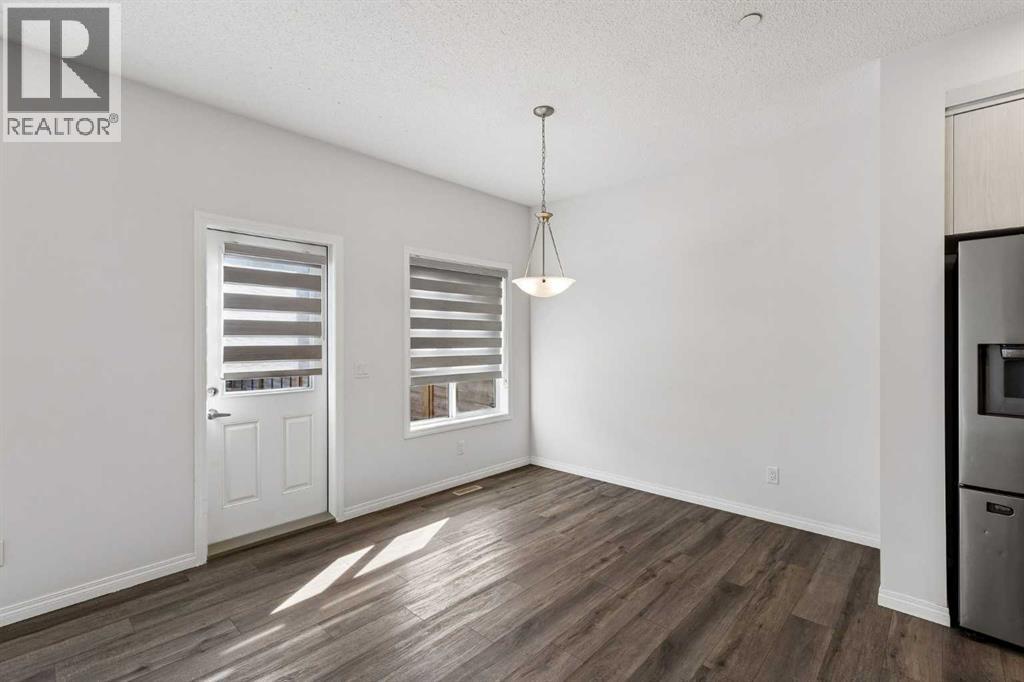 22 Lucas Terrace Nw, Calgary, Alberta  T3P 1P9 - Photo 11 - A2343612