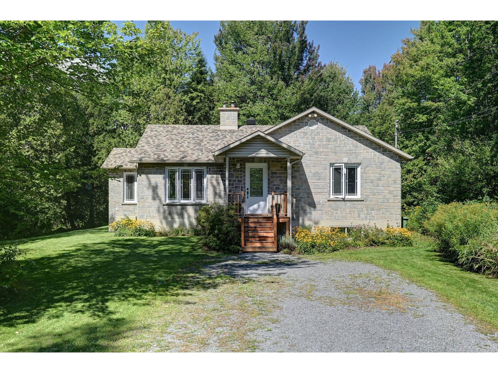 34 Rue Potvin Shefford Quebec Canada J2M2B5 3