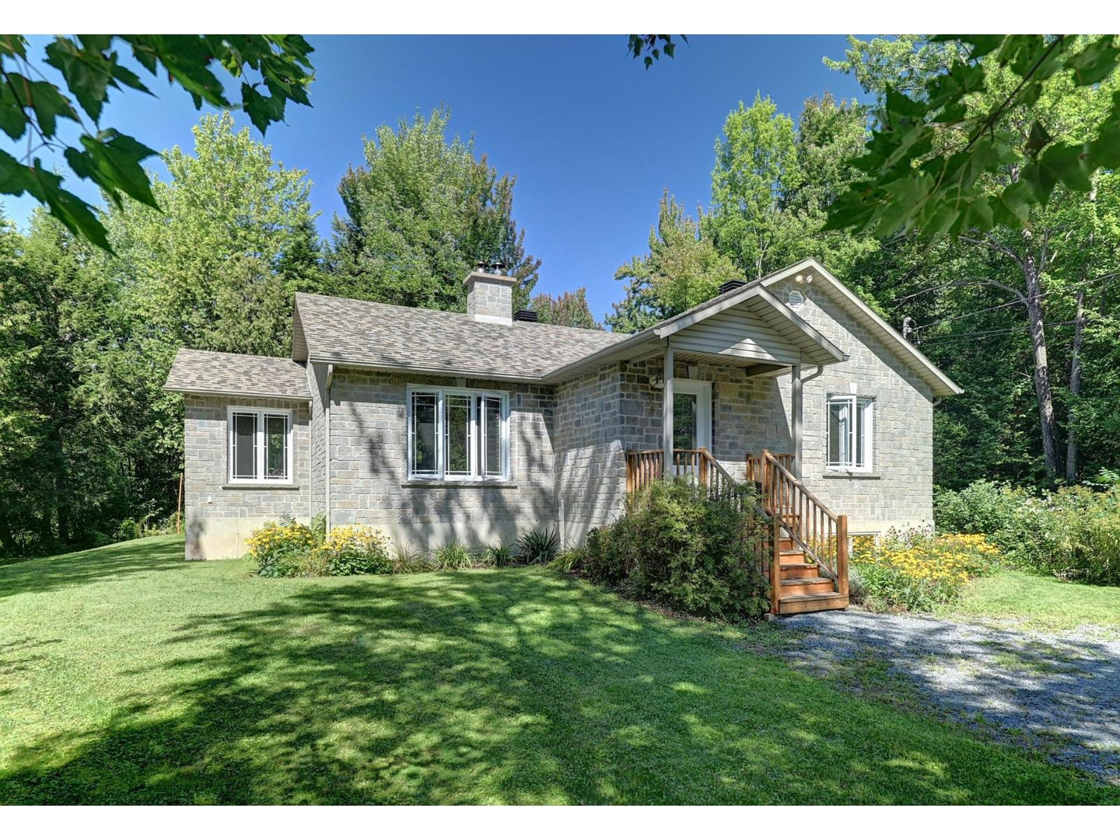 34 Rue Potvin Shefford Quebec Canada J2M2B5 2