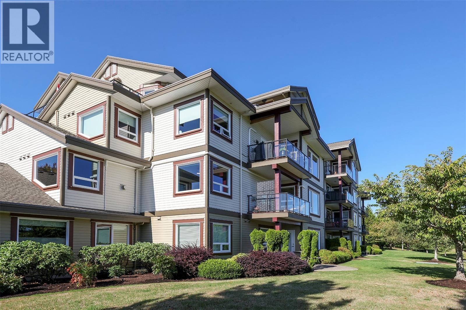 524 3666 Royal Vista Way, Courtenay, British Columbia  V9N 9X8 - Photo 13 - 1050271