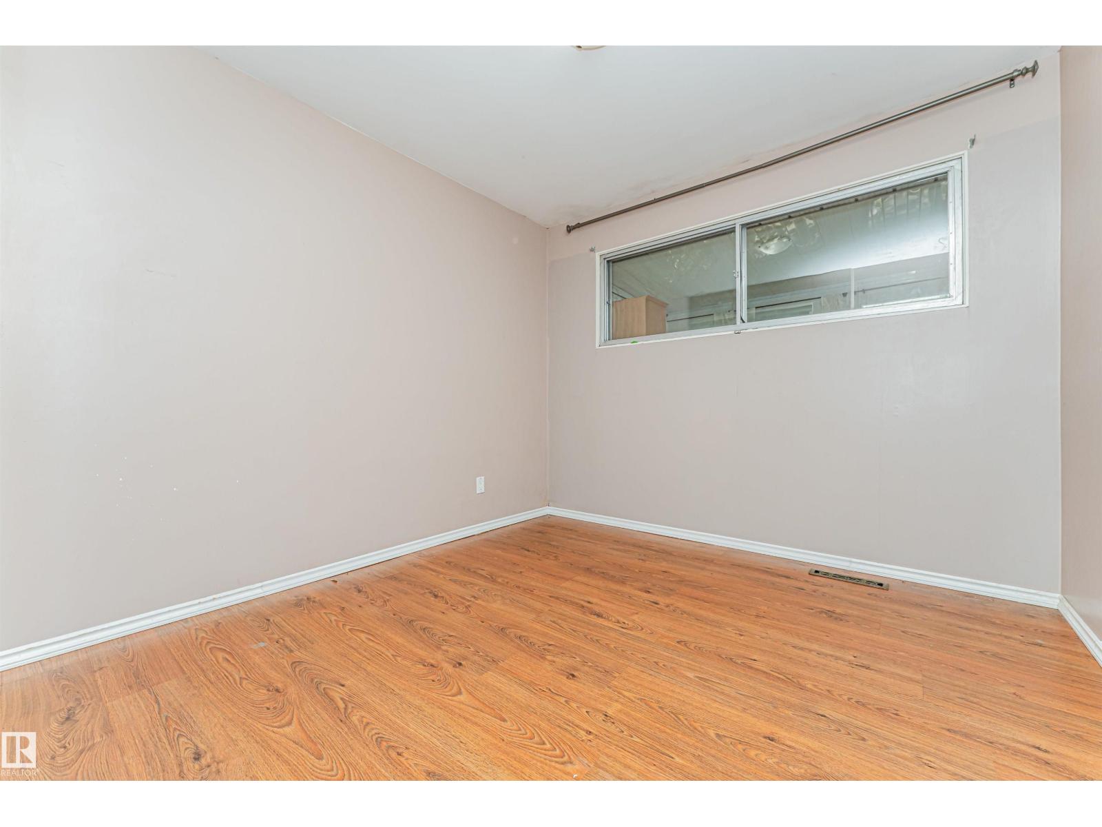 8610 157 St NW, Edmonton, Alberta  T5R 2A5 - Photo 13 - E4509504