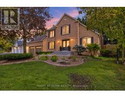 11 HARROWSMITH PLACE, Richmond Hill, Ontario