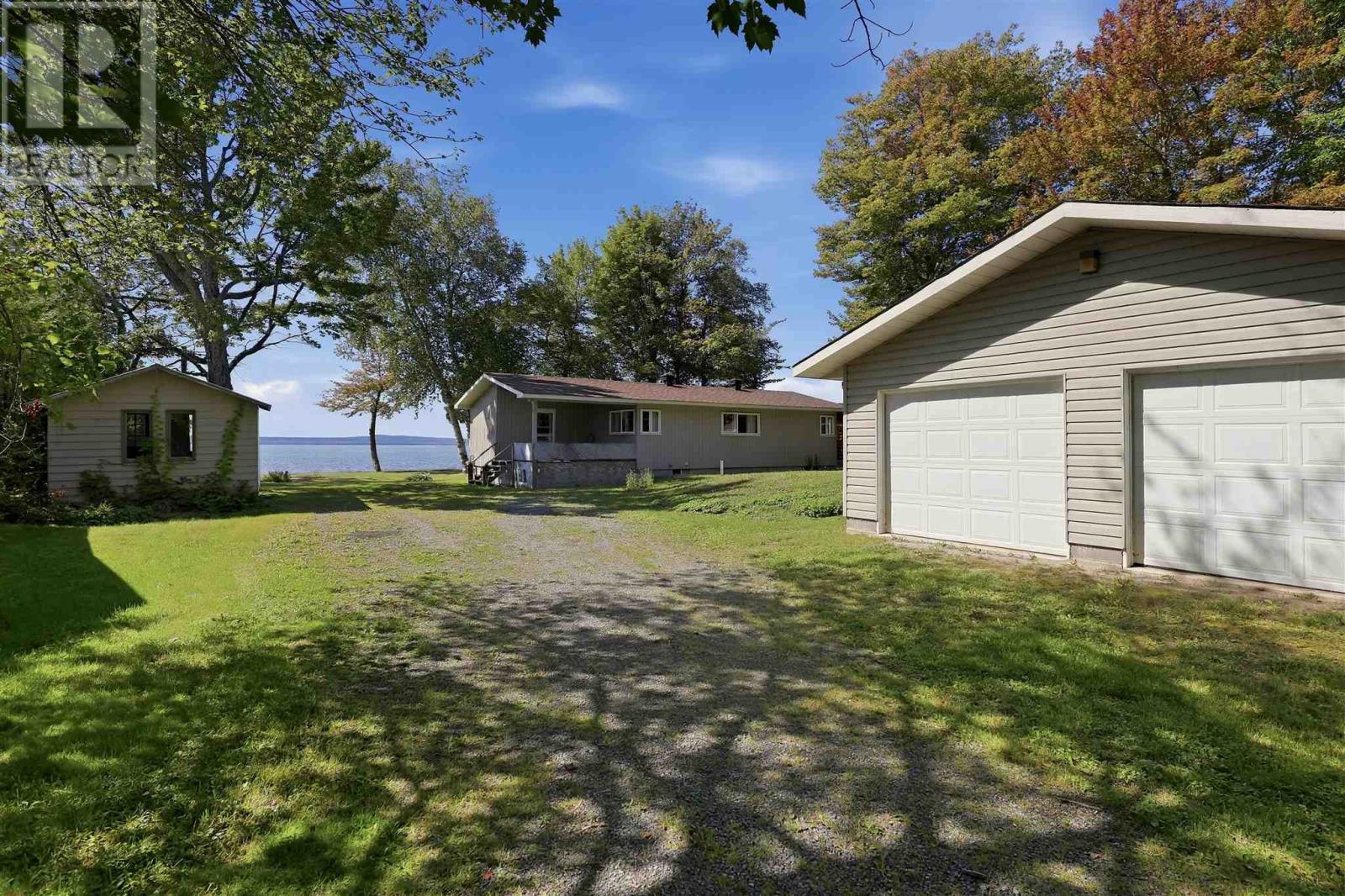 365 Sunnyside Beach Rd, Sault Ste. Marie, Ontario  P6A 5K6 - Photo 37 - SM260989