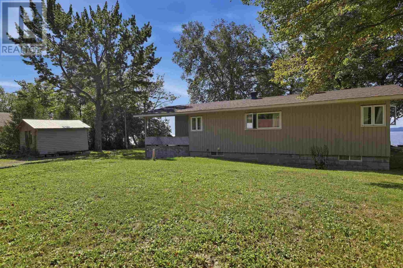 365 Sunnyside Beach Rd, Sault Ste. Marie, Ontario  P6A 5K6 - Photo 28 - SM260989