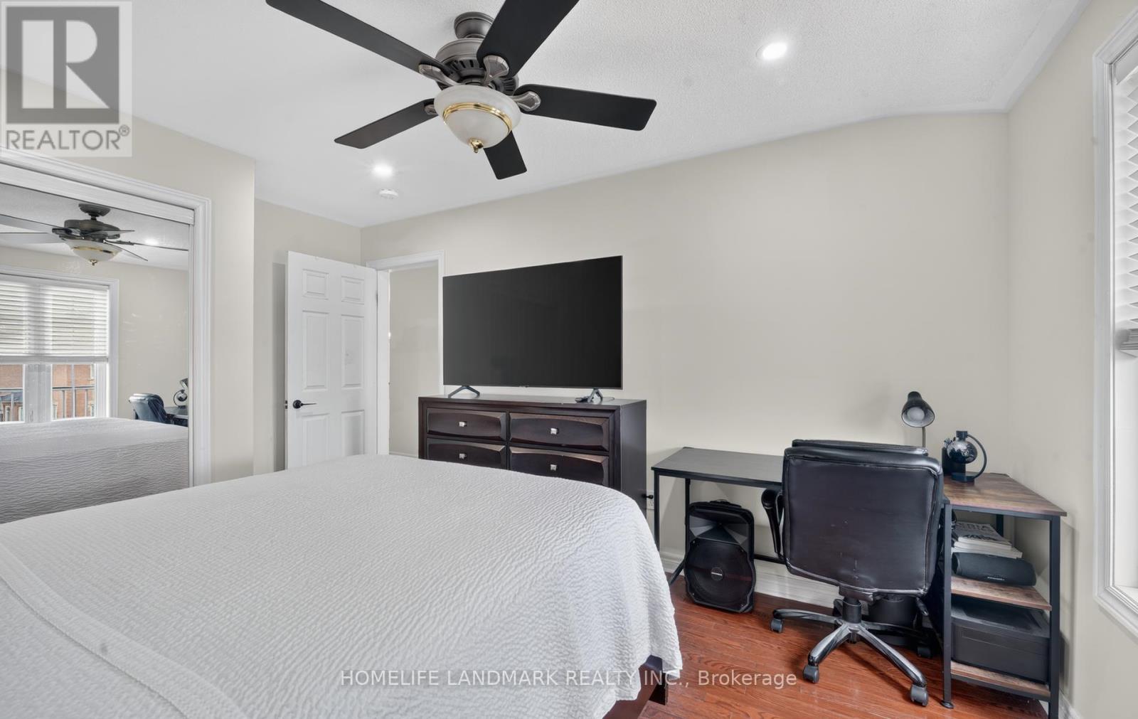 37 Denim Drive, Brampton, Ontario  L6P 2R3 - Photo 17 - W13800692