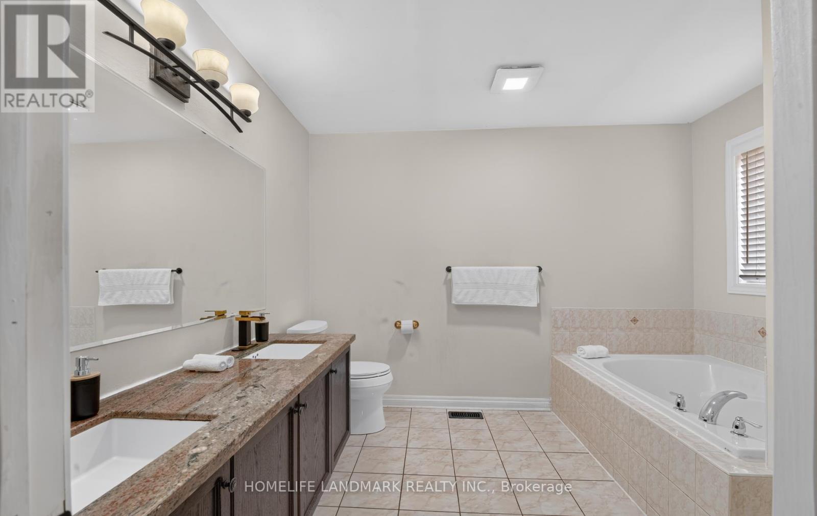 37 Denim Drive, Brampton, Ontario  L6P 2R3 - Photo 20 - W13800692
